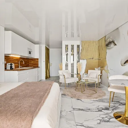 Aurea Heliopolis - Exceptional Sea View אגדה