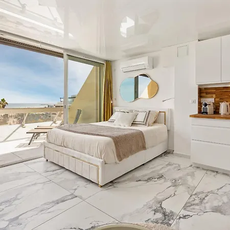 Aurea Heliopolis - Exceptional Sea View בית נופש