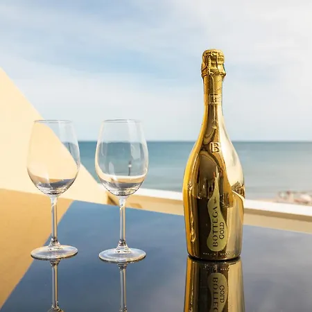 Aurea Heliopolis - Exceptional Sea View בית נופש *